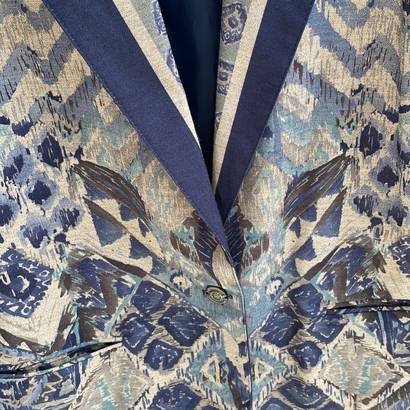 Vintage Jacket - Picture 4 of 9